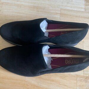 MUNRO AMERICAN KAM LOAFER Black Suede Women's Size 8 1/2 W Brand NEW in box